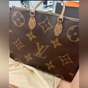 ON THE GO GM, GEEAT CONDITION!!